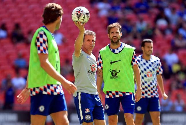 包含今晨切尔西备战社区盾，远射贴柱细节曝光，信心回归，身体对抗强度拉满的词条华体会官方网站